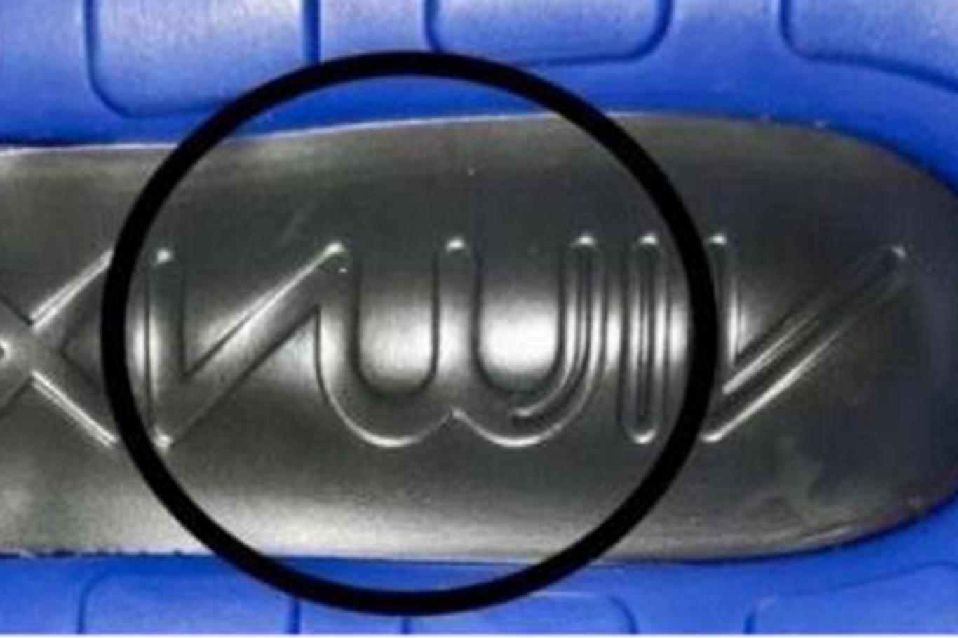 Ayakkabı tabanında "Allah" yazdığı gerekçesiyle Nike'a tepki büyüyor Ayakkabı tabanında "Allah" yazdığı gerekçesiyle Nike'a tepki büyüyor